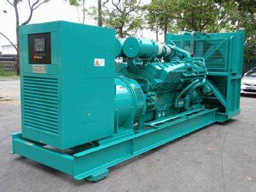 石排镇如何选择适合 100KW 发电机的电缆长度？