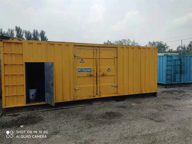 石排镇200KW柴油发电机组需要配备什么型号的电缆线？